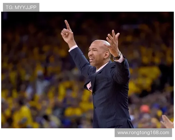 退役足球明星的悲惨境遇揭示了职业生涯背后的艰辛与无奈 退役足球明星的悲惨境遇揭示了职业生涯背后的艰辛与无奈